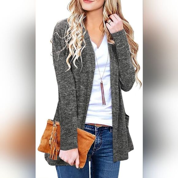 Sweaters - Long Sleeve Open Front Cardigan with Pockets. Gray, size small